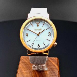 Hirsch Green Message Damenuhr in Eisblau – nachhaltige Solaruhr mit modernem Design - Frontansicht