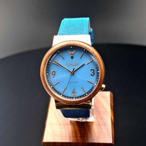 Hirsch Green Message Damenuhr in Jeansblau – nachhaltige Solaruhr mit modernem Look - Frontansicht