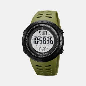 Robuste Andrea Cervo Adventure Watch in Olivgrün mit digitaler Anzeige, schwarzer Lünette und ventiliertem Silikonarmband vor weißem Hintergrund.